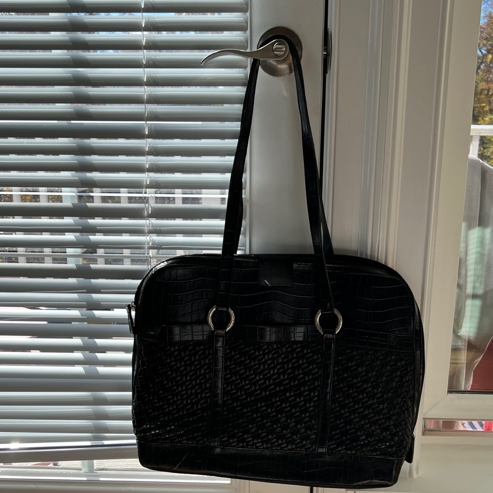 Cold water Creek Women's iPad or computer perfect bag.